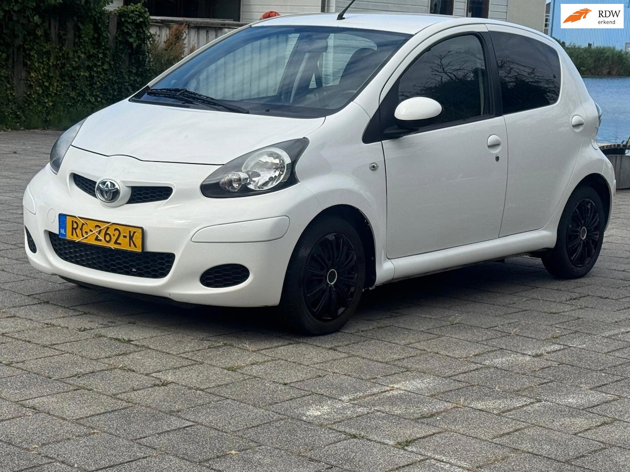 Toyota Aygo - 1.0-12V Cool/Cruisecontrol/Airco/apk 08-2027 - AutoWereld.nl