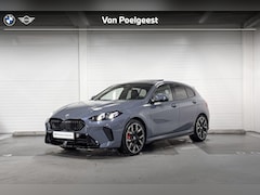 BMW 1-serie - 120 | M-Sport Pro | Premium Pack | Driving Assistant | Panoramadak | Comfort Access