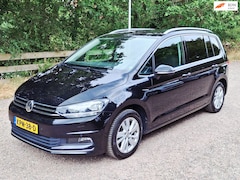 Volkswagen Touran - 1.5 TSI Highline Business R 7P BTW/Alacantara/Massage