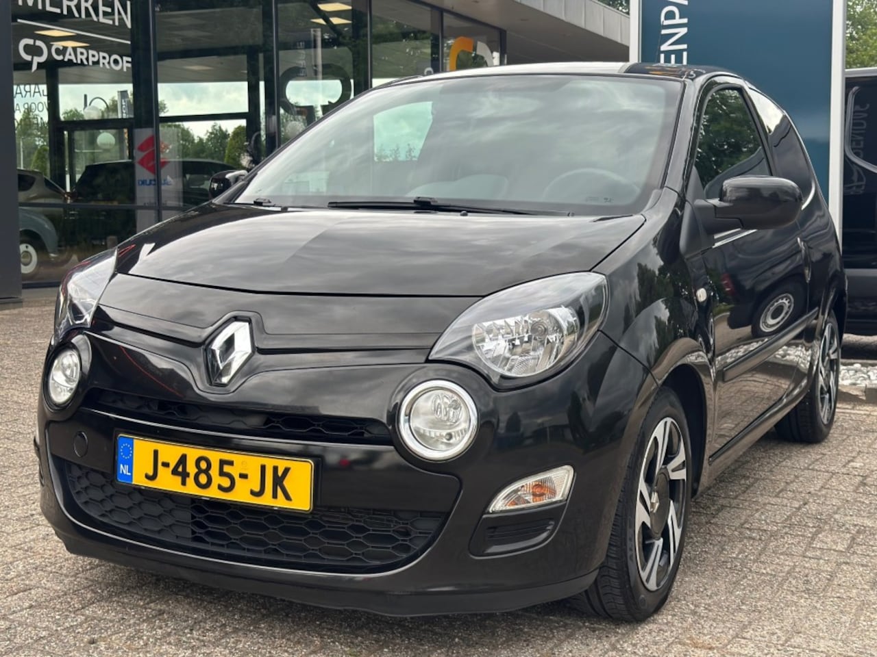 Renault Twingo - 1.2 16V Dynamique Airco - Cruise Control - AutoWereld.nl