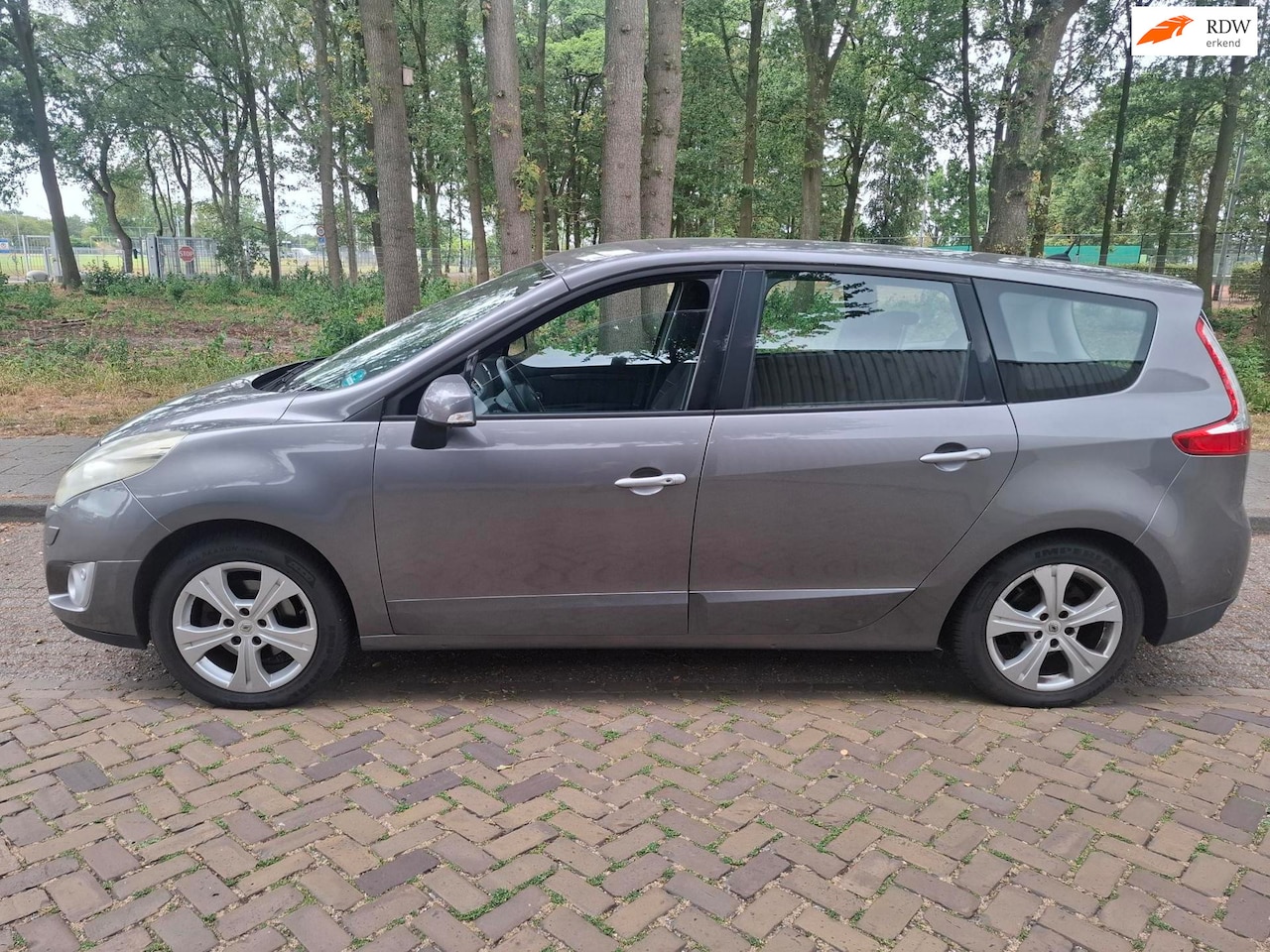 Renault Grand Scénic - 1.4 TCe Dynamique 7p. 1.4 TCe Dynamique 7p. - AutoWereld.nl