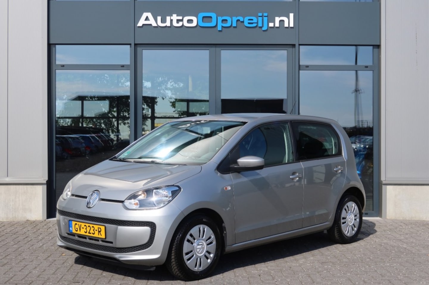 Volkswagen Up! - 1.0 MOVE UP! BlueMotion 5drs. Airco NAVI - AutoWereld.nl