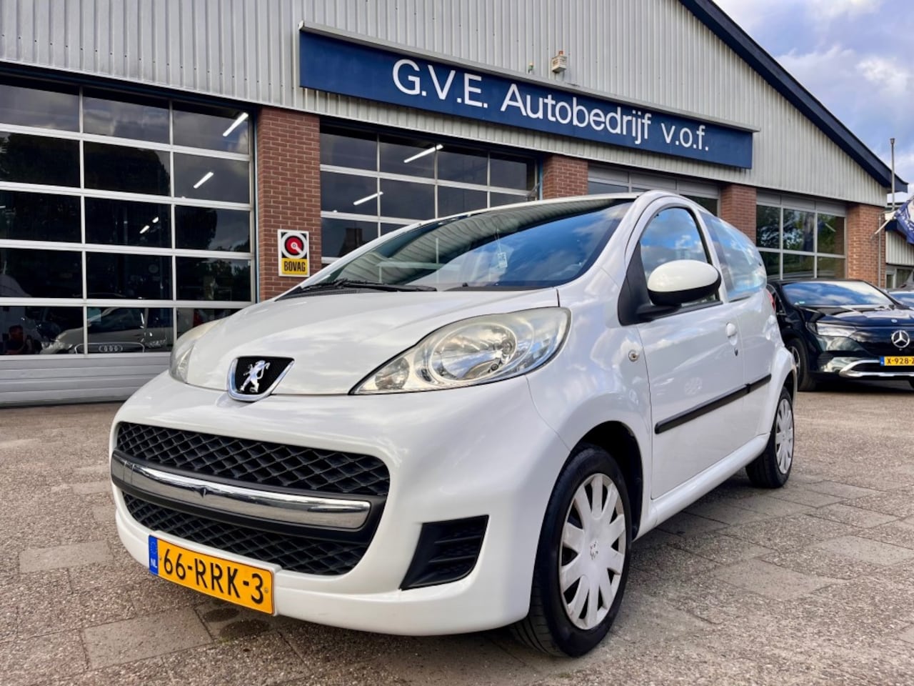 Peugeot 107 - 1.0-12V xs AIRCO NL AUTO - AutoWereld.nl