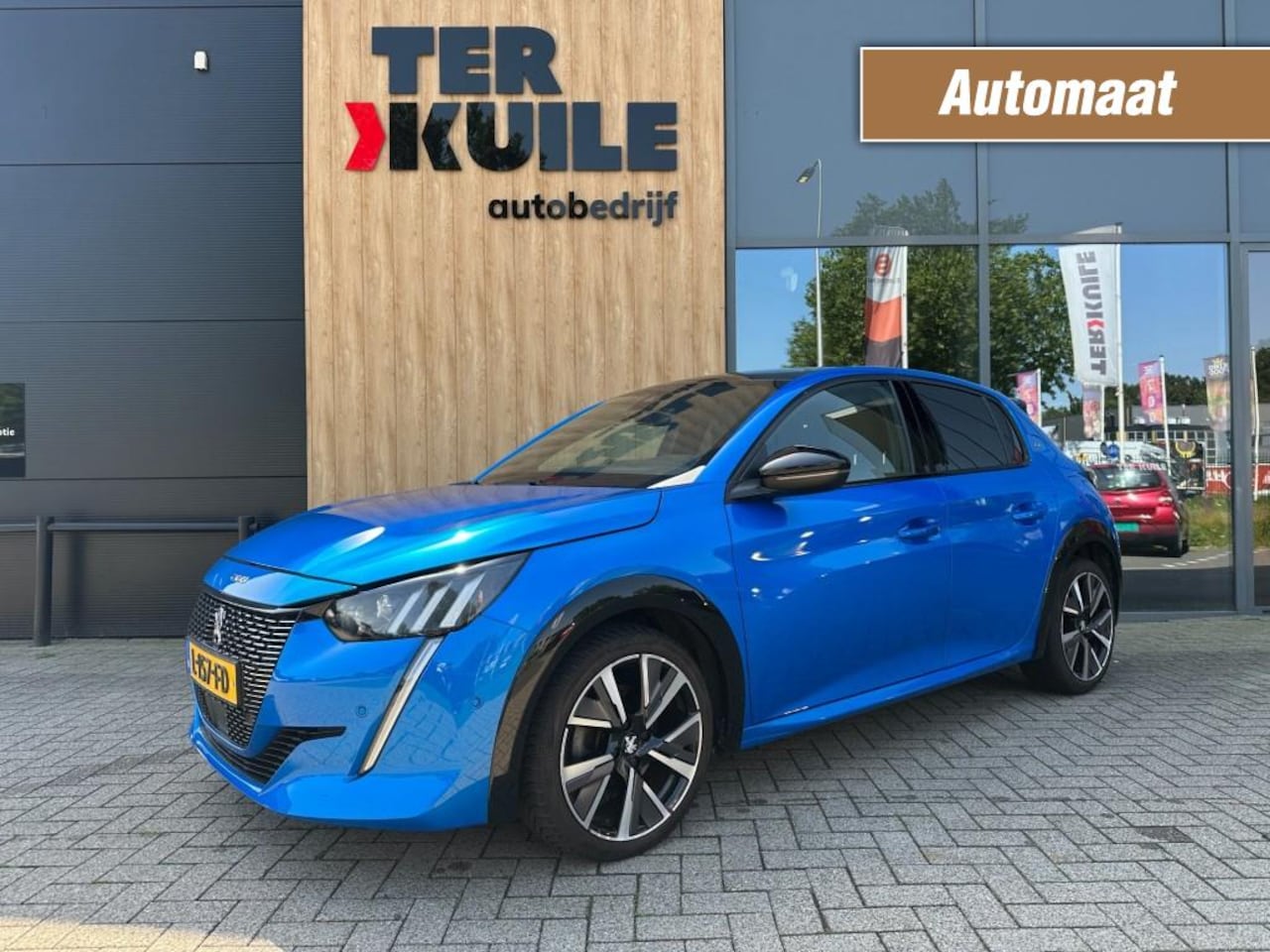 Peugeot 208 - 1.2 PureTech GT 130PK / Pano / Rijklaar - AutoWereld.nl