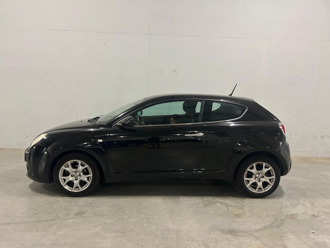 Alfa Romeo MiTo - 1.4 Distinctive Airco APK t/m 2027 NAP - AutoWereld.nl