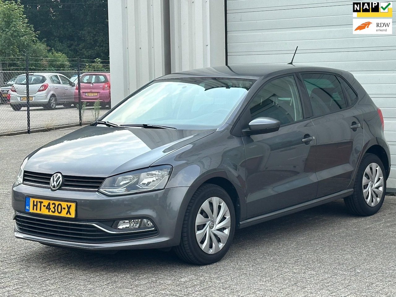 Volkswagen Polo - 1.2 TSI Comfortline Airco, Carplay, Cruis, Groot Navi ! - AutoWereld.nl