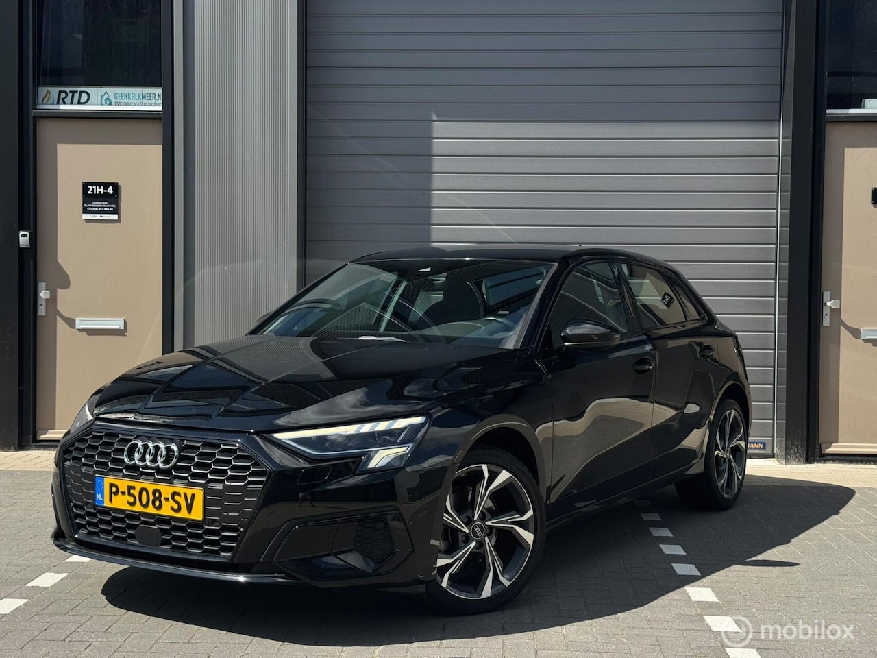 Audi A3 Sportback - 30 TFSI Advanced Edition / Matrix led / Automaat / LMV / ACC / - AutoWereld.nl