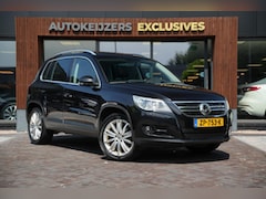 Volkswagen Tiguan - 2.0 TDI Track&Field 4Motion Leer Cruise Clima Stoelverw. Groot Scherm 4x4