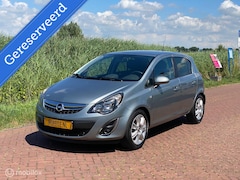 Opel Corsa - 5 drs 1.4 Cosmo 01-'15 Airco Navi Veel Opties
