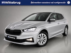 Skoda Fabia - 1.0 TSI Business Edition / App connect / Parkeersensoren V+A / Lichtmetaal 15 inch / LED /