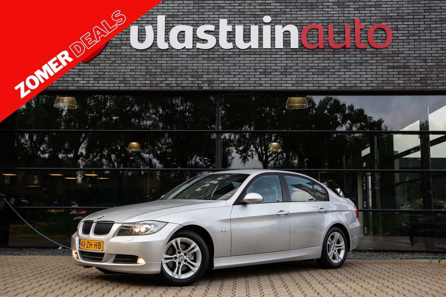 BMW 3-serie - 318i Business Line 318i Business Line , PDC, Cruise control, - AutoWereld.nl