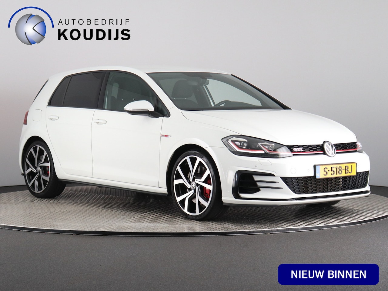 Volkswagen Golf - 2.0 TSI GTI Performance 2.0 TSI GTI Performance (Camera / Carplay / Navi / Cruise) - AutoWereld.nl