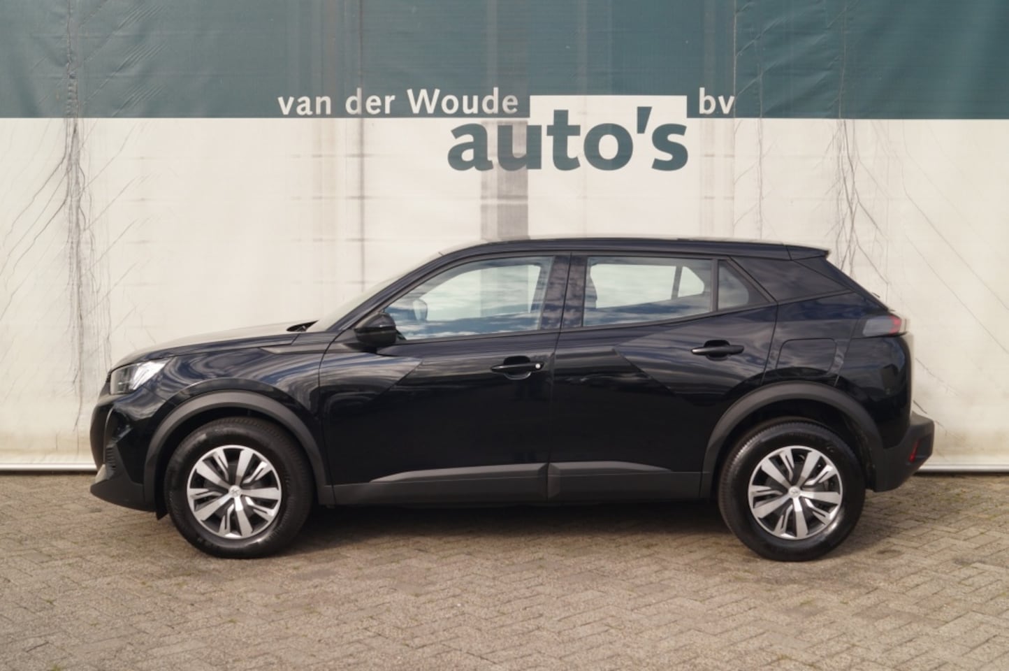Peugeot 2008 - 1.2 PureTech Active -AIRCO-PDC-CARPLAY-NW.DISTR.RIEM- - AutoWereld.nl