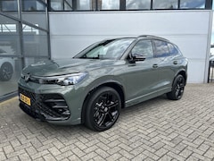 Volkswagen Tiguan - 1.5 eHybrid R-Line Edition | 204PK | Automaat | Trekhaak zwenkbaar | Panoramaschuif-kantel