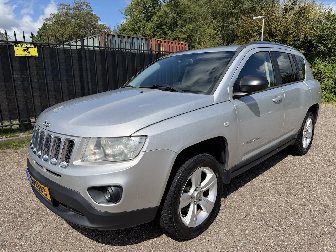 Jeep Compass - 2.0 Sport Airco/LMV/Camera/Cruise - AutoWereld.nl