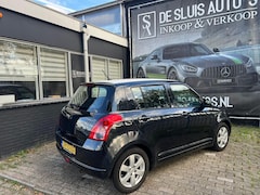 Suzuki Swift - 1.3 Shogun CarPlay (Apple en Android)