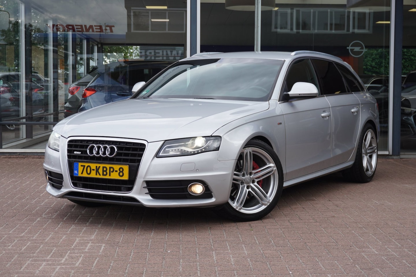 Audi A4 Avant - 3.2 FSI quattro Automaat | Airco | Navigatie | Vol opties | Elek. Pakket | Inruil mogelijk - AutoWereld.nl