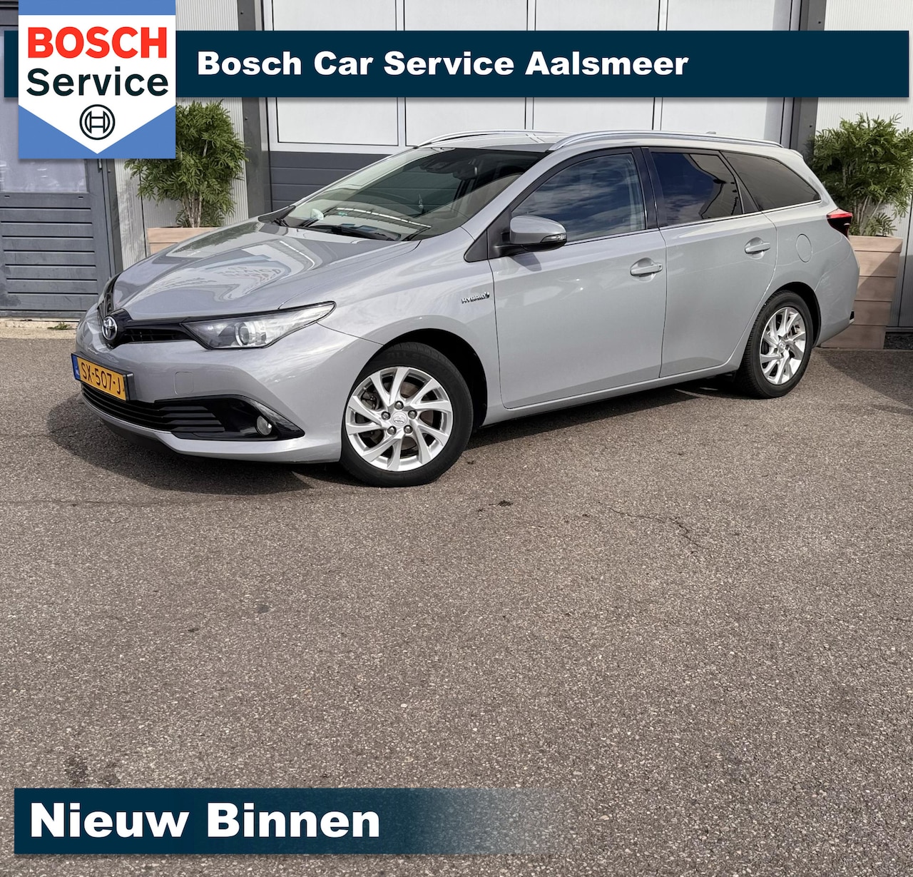 Toyota Auris - 1.8 Hybrid Dynamic Go / NAVI / CRUIS / AIRCO/ GARANTIE / - AutoWereld.nl