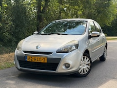 Renault Clio - 1.5 dCi Parisienne | Airco Koud + Eerste eigenaar Nu € 2.975,