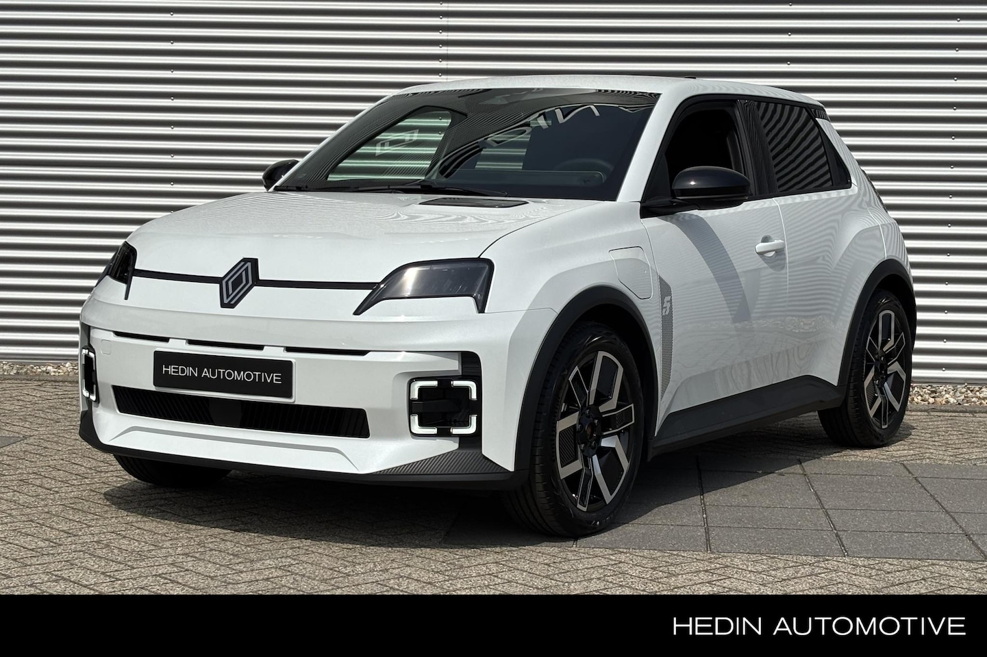 Renault 5 - E-TECH ELECTRIC comfort range techno 52 kWh | Apple Carplay/Android Auto | voorstoelen ver - AutoWereld.nl
