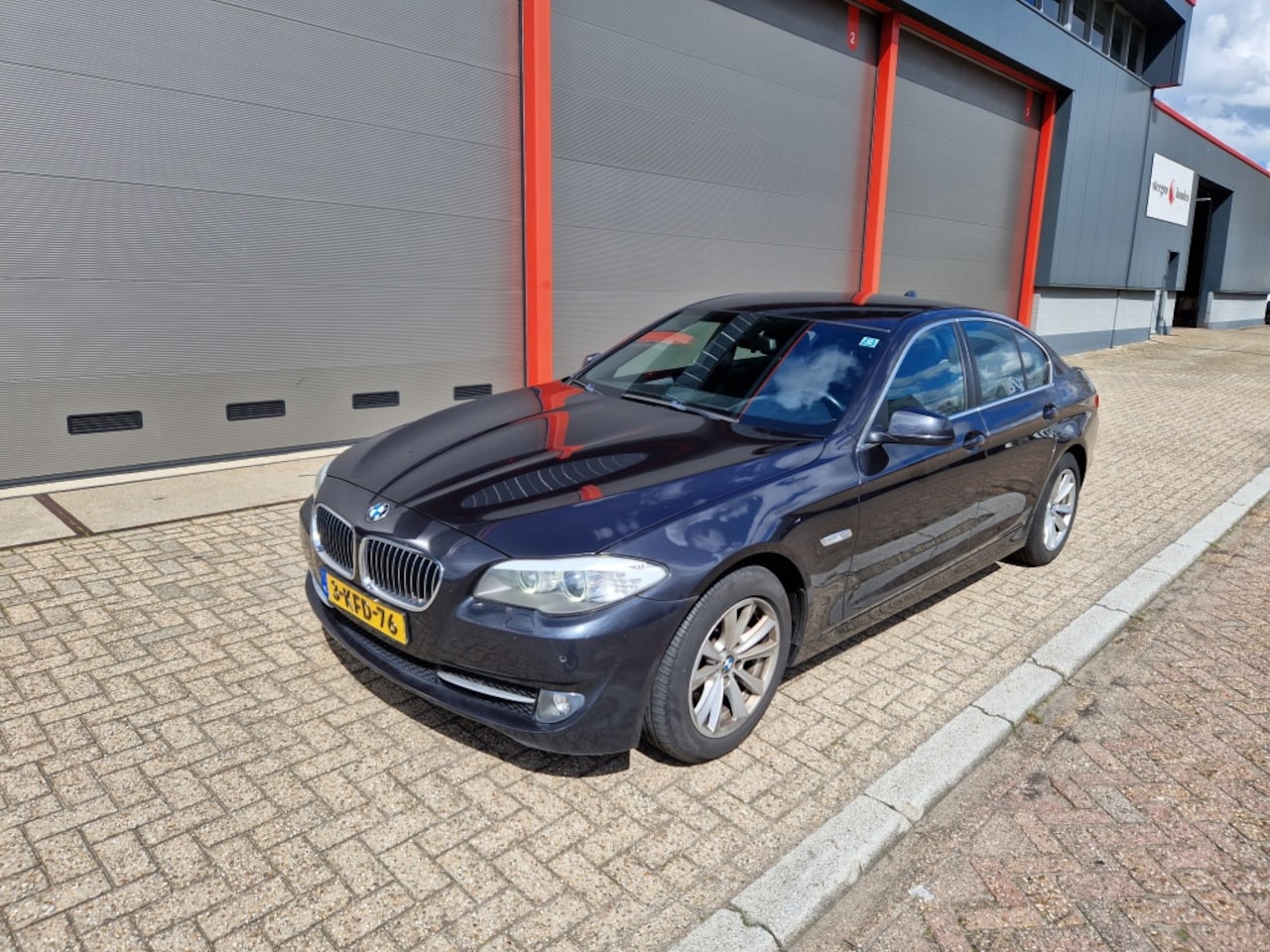BMW 5-serie - 520i High Executive 520i High Executive, schakelflippers - AutoWereld.nl