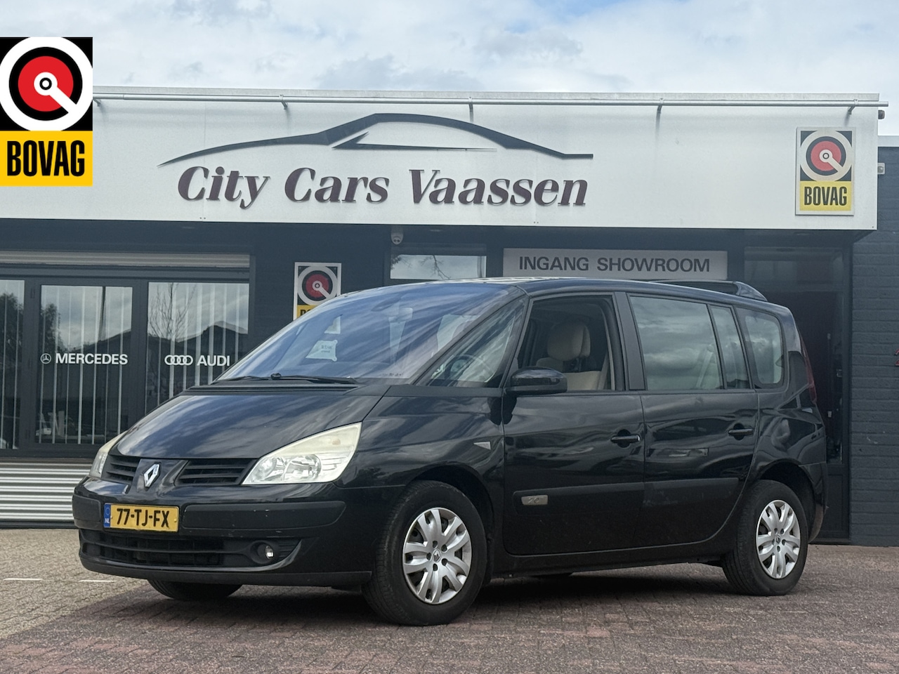 Renault Espace - 2.0T Dynamique 170 pk auto rijd en schakelt goed export handelaars prijs!!! climate ctr cr - AutoWereld.nl