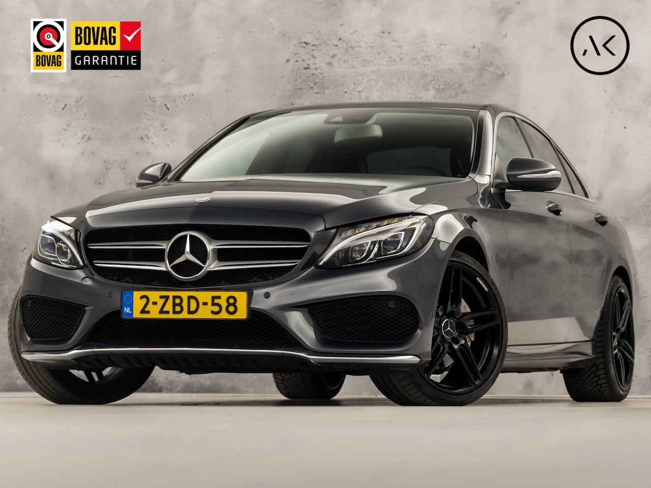 Mercedes-Benz C-klasse - 180 AMG Sport 156Pk Automaat (NAVIGATIE, LEDER, GETINT GLAS, ELEK SPORTSTOELEN, CRUISE, LE - AutoWereld.nl