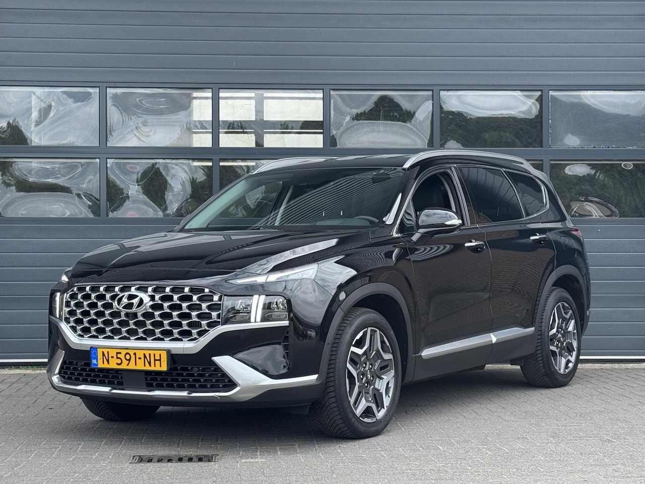Hyundai Santa Fe - 1.6 T-GDI PHEV PREMIUM 7-PERS I AUTOMAAT I P-CAMERA I LEDEREN BEKLEDING I STOELVERWARMING - AutoWereld.nl