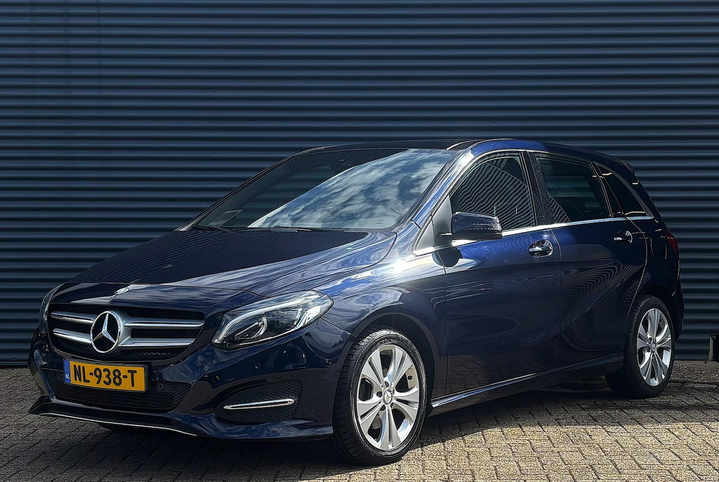 Mercedes-Benz B-klasse - 1.6 B180 BlueEfficiency Sports TOURER - AutoWereld.nl