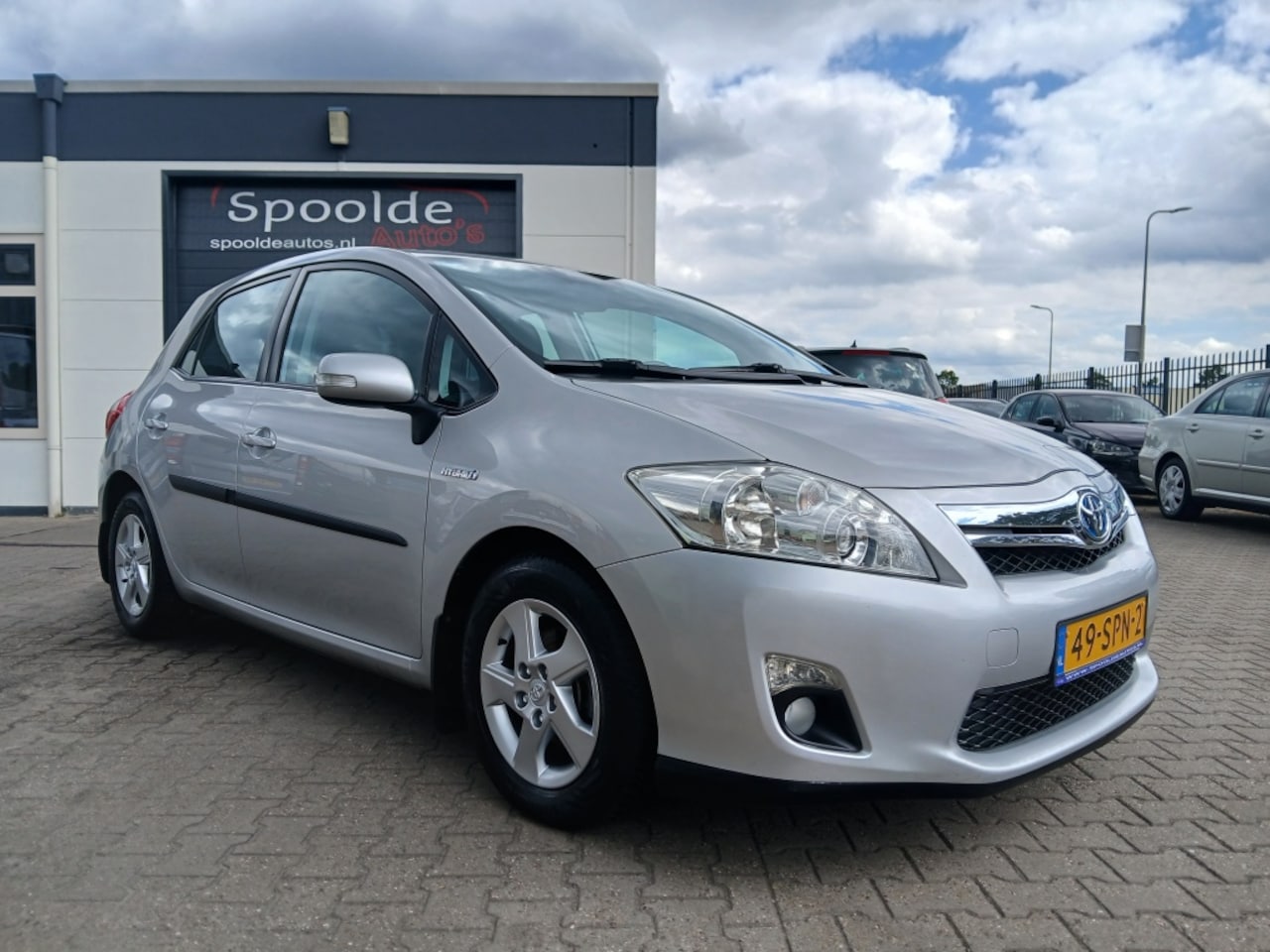 Toyota Auris - 1.8 Hybrid Toyota dealer onderhouden - AutoWereld.nl