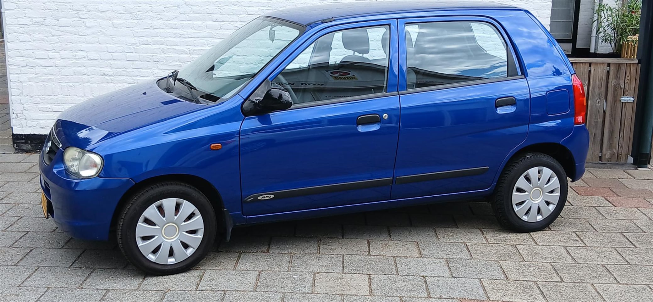 Suzuki Alto - 1.1 5drs automaat 1e eigenaresse 60000 km - AutoWereld.nl