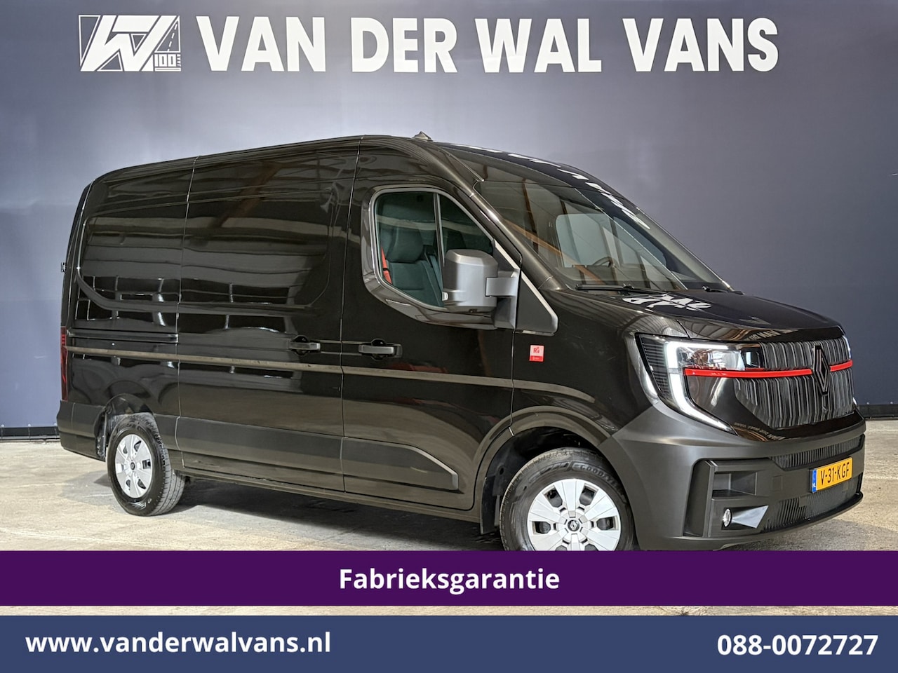 Renault Master - 2.0 dCi 150pk L2H2 Fabrieksgarantie Euro6 Airco | Camera | LED | 2500kg Trekhaak | Apple C - AutoWereld.nl