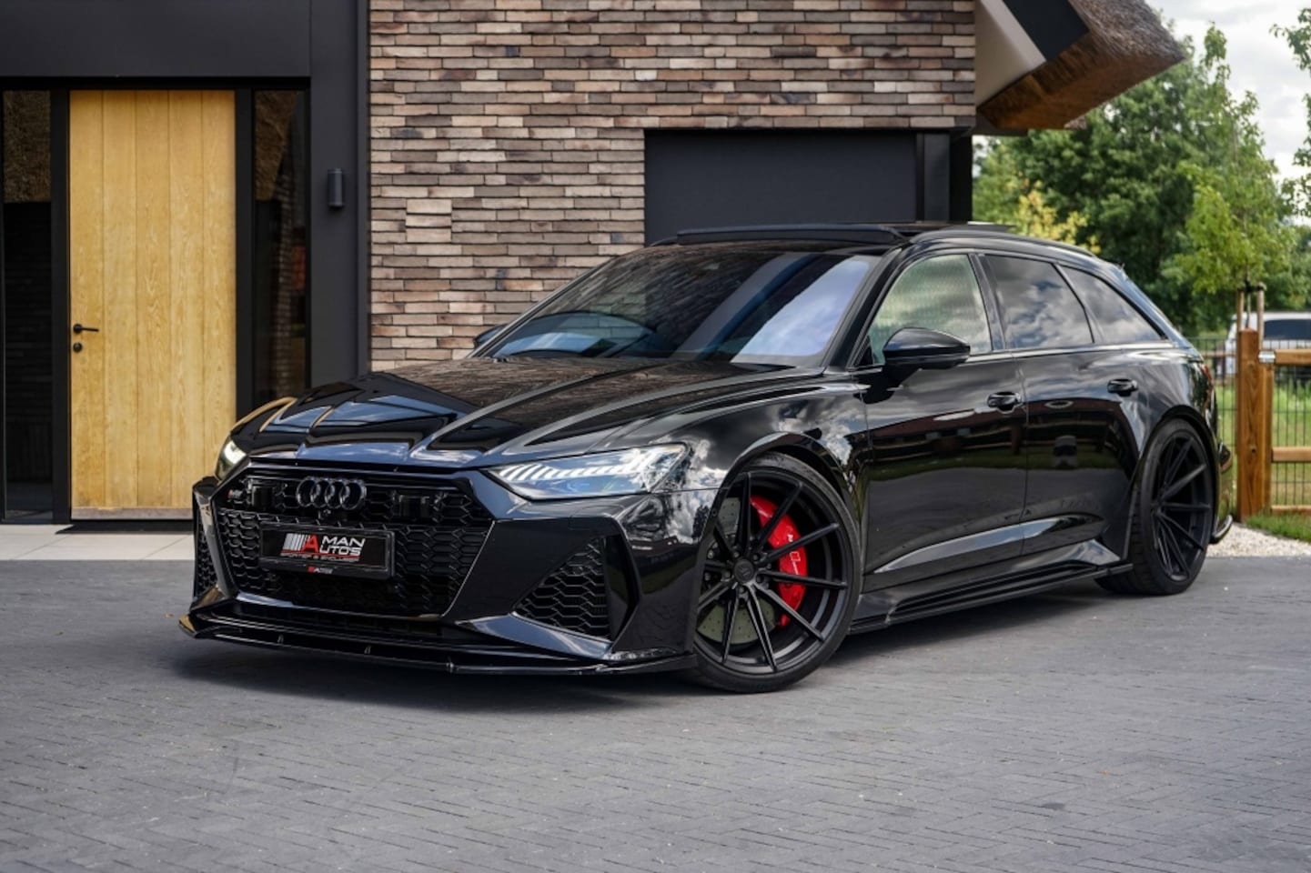 Audi RS6 - Avant 4.0 TFSI Quattro Akrapovic/Eventuri/Wheelforce/Dynamic+/Ceramic - AutoWereld.nl