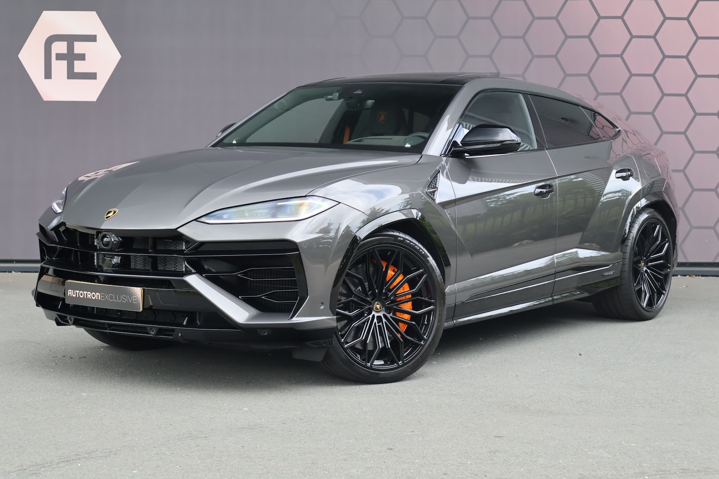 Lamborghini Urus - SE 4.0 V8 Hybrid | AKRAPOVIC | BTW-AUTO | FULL PPF | B&O 3D ADVANCED | ACC | LAMBORGHINI E - AutoWereld.nl