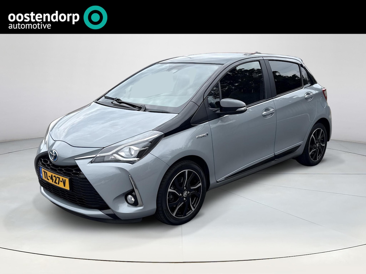 Toyota Yaris - 1.5 Hybrid Bi-Tone Plus | Panoramadak | Achteruitrijcamera | - AutoWereld.nl