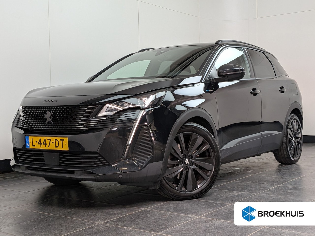Peugeot 3008 - 1.6 HYbrid 225 GT | Black Pack | Alcantara | Camera | Navigatie | Focal | - AutoWereld.nl
