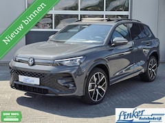 Volkswagen Tiguan - 1.5 NIEUW eHybrid R-Line 272PK PANO/TREKHAAK/DIRECT INZETBAAR