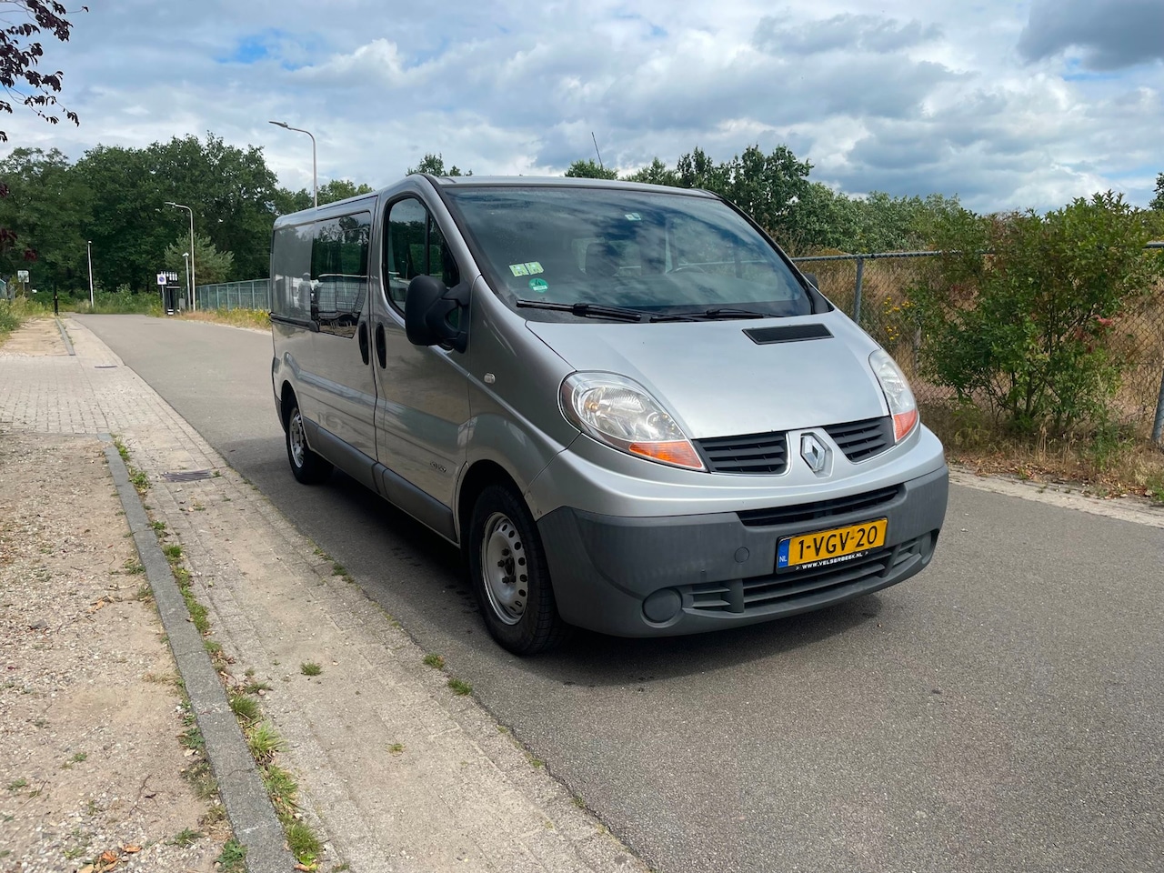 Renault Trafic - 2.5 dCi T29 L2H1 DC 2.5 dCi T29 L2H1 DC - AutoWereld.nl