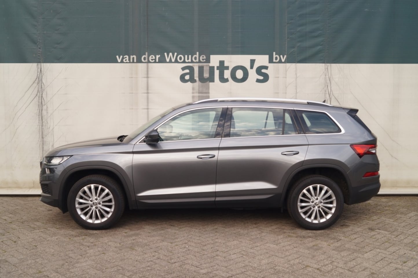 Skoda Kodiaq - 1.5 TSI 150pk DSG Business Edition 7-persoons -NAVI-ECC-PDC- - AutoWereld.nl