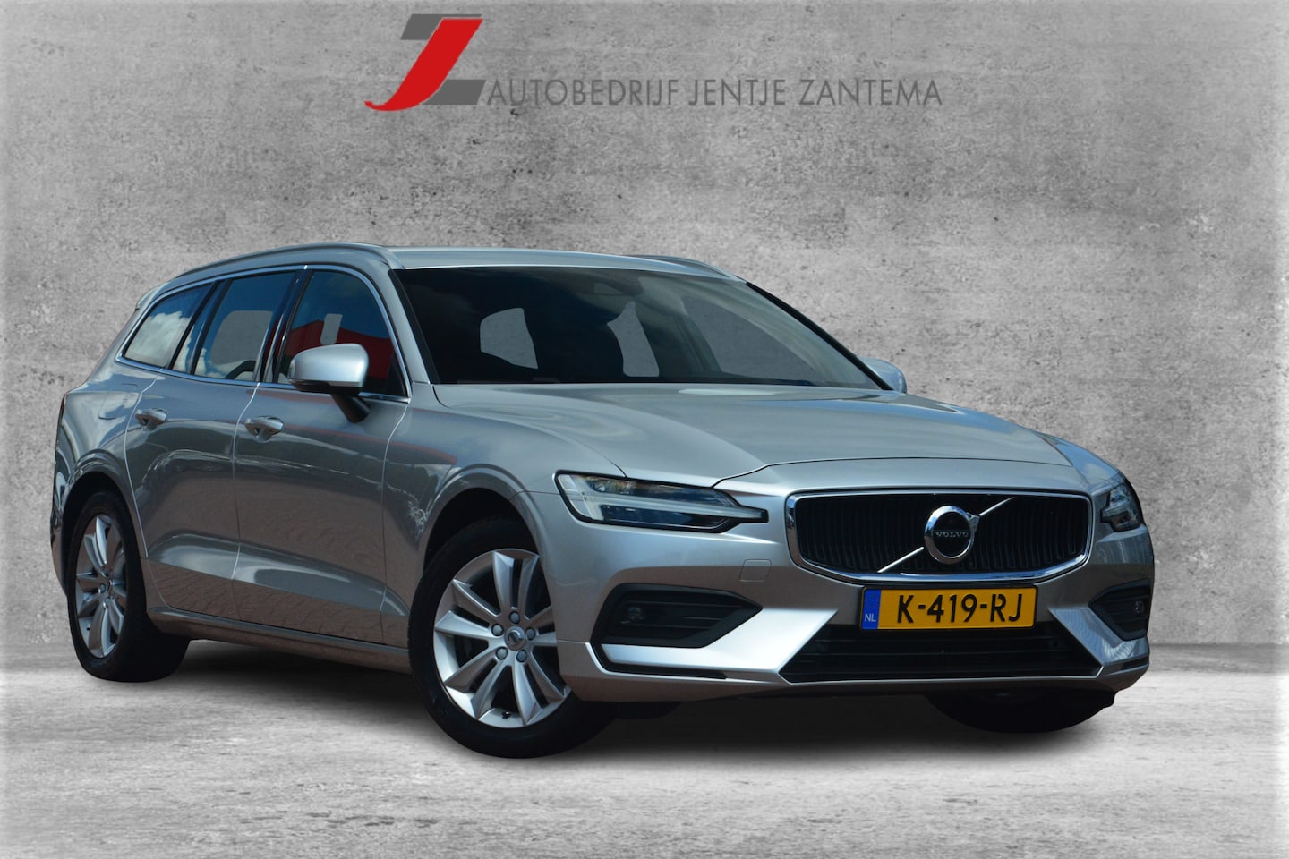 Volvo V60 - 2.0 B3 Business Pro Nederlandse auto dealeronderhouden 166791 NAP virtuele cockpit pdc nav - AutoWereld.nl