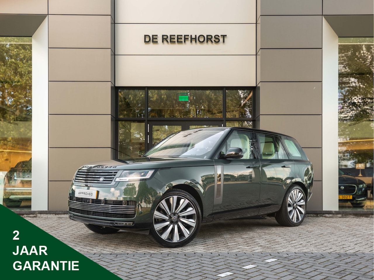 Land Rover Range Rover - 4.4 P530 SV MHEV | Nieuwprijs € 289.134 | Signature Audio | 23'' SV velg | Intrepid Exteri - AutoWereld.nl