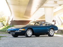Ferrari 365 - GTB/4 Daytona Berlinetta by Scaglietti