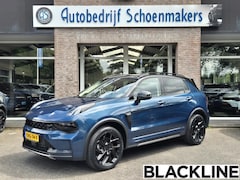 Lynk & Co 01 - 1.5 261PK BLACKLINE 360-CAMERA STOELVERW. PANO/SCHUIF MEMORY INFINITY DAB NAVI CARPLAY ELE
