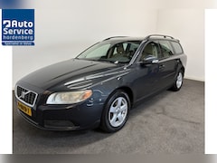 Volvo V70 - 2.0 146pk Momentun Trekhaak 1500kg/ Leer/ Cruise/ Spoiler/ LMV/ PDC