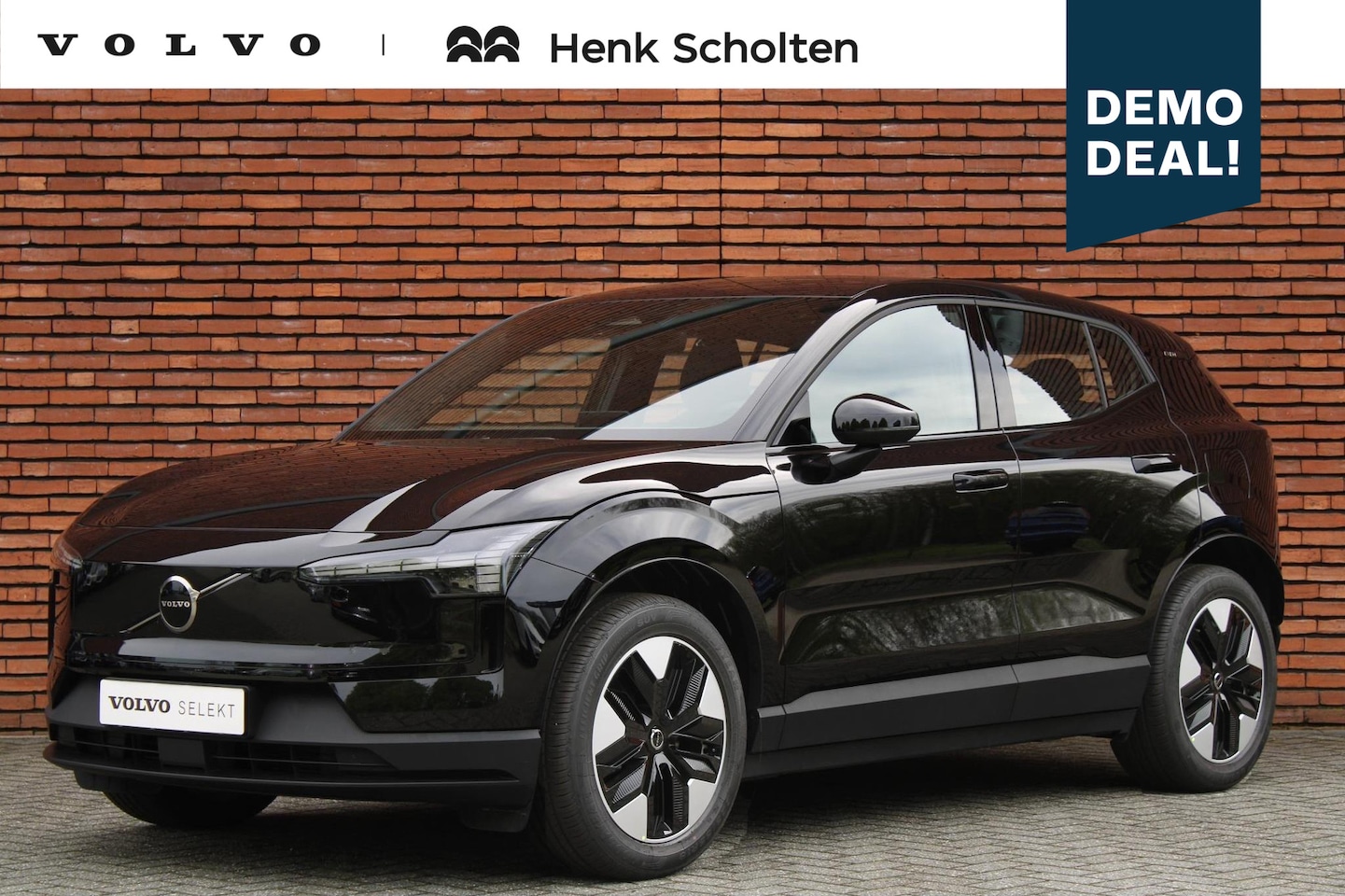 Volvo EX30 - P3 Plus Europa 51 kWh | Elektrisch verstelbare voorstoelen | Stoel-/ stuurwielverwarming | - AutoWereld.nl