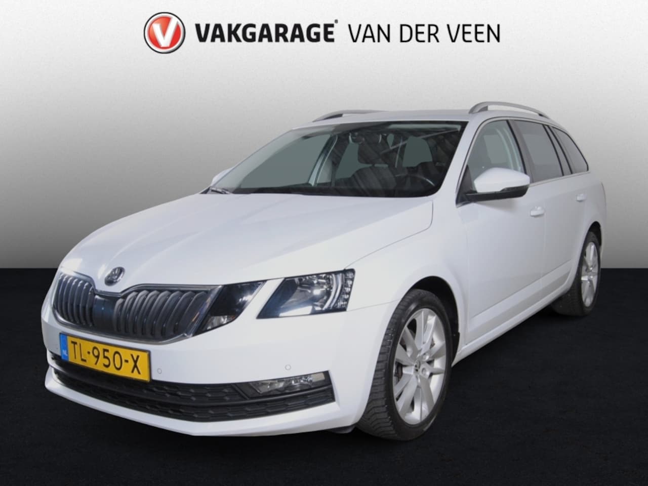 Skoda Octavia Combi - 1.4 TSI Grt Ambition | Trekhaak | Carplay | Automaat | Cruise - AutoWereld.nl