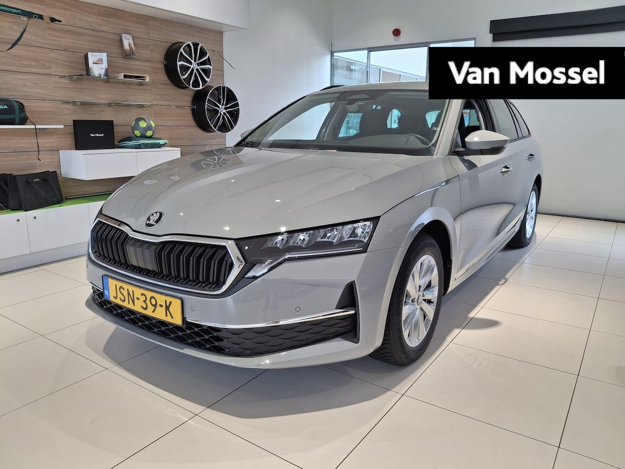 Skoda Octavia Combi - 1.5 TSI MHEV Business Edition Plus | Automaat | LED Koplampen | Navigatie | Climate Contro - AutoWereld.nl