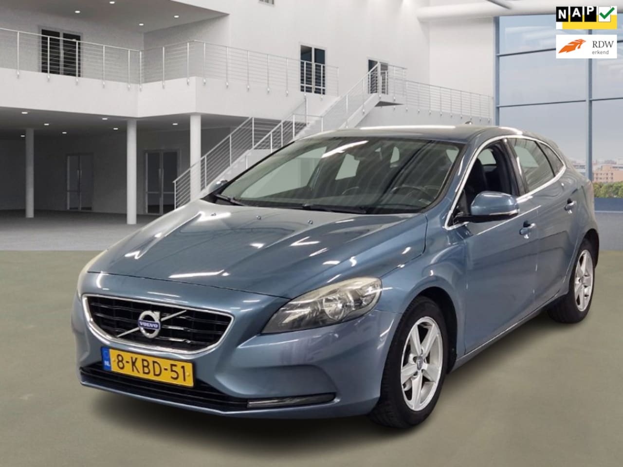 Volvo V40 - 1.6 D2 Momentum 1.6 D2 Momentum - AutoWereld.nl
