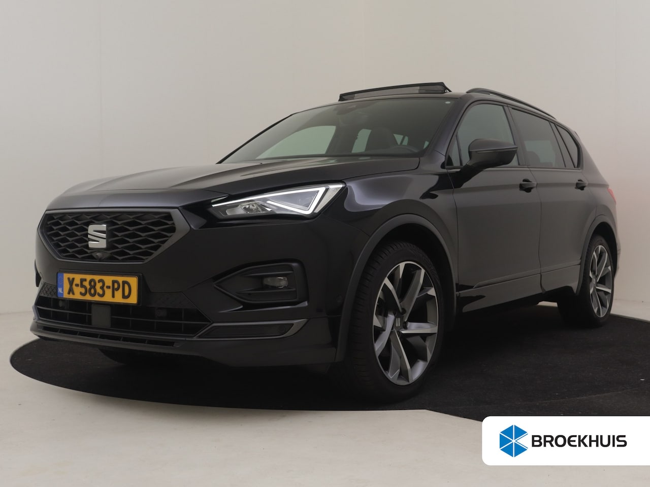 SEAT Tarraco - 1.5 TSI FR Business Intense 7p.150PK DSG/AUTO l Pano Dak | 360gr Camera | Trekhaak Elektr. - AutoWereld.nl