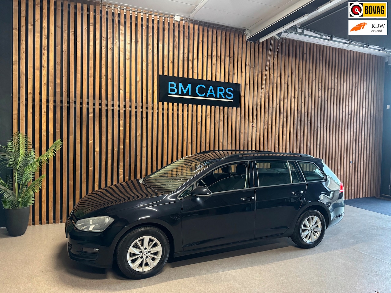Volkswagen Golf Variant - 1.4 TSI Highline Trekhaak,Navigatie - AutoWereld.nl